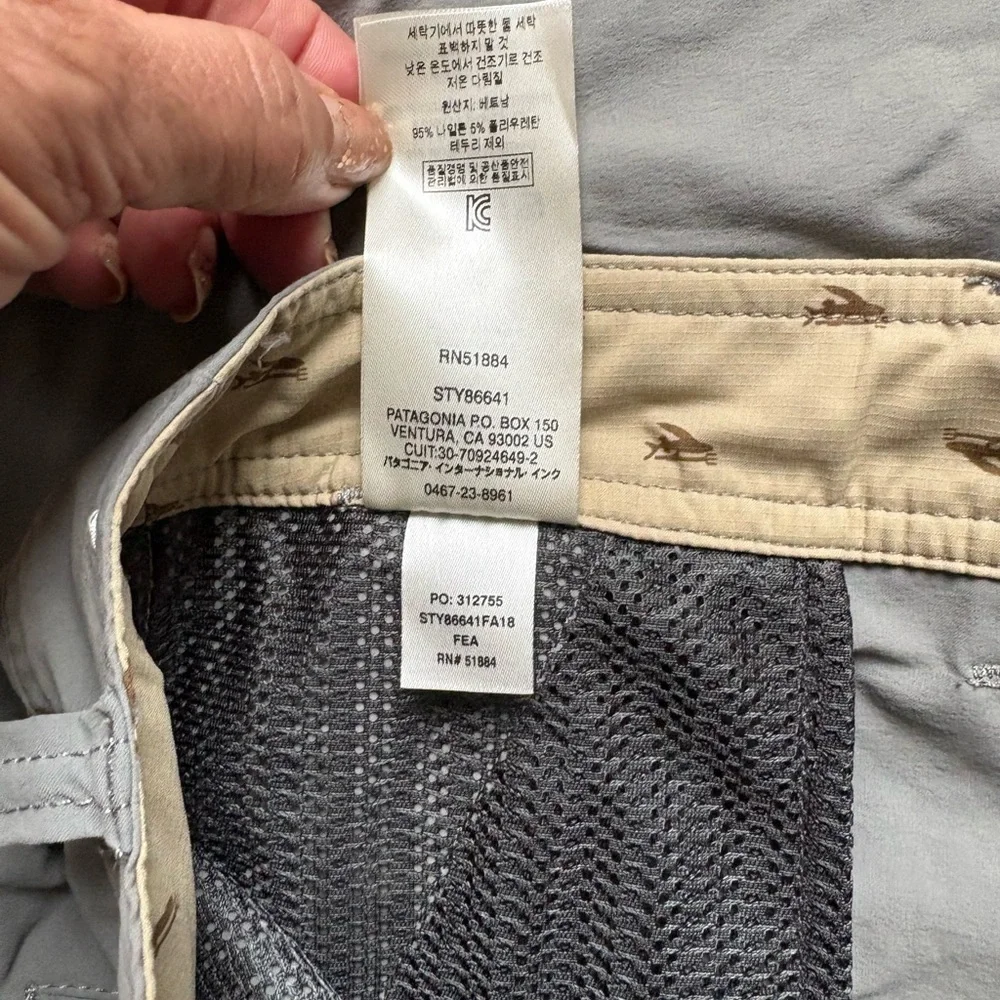 Patagonia Wavefarer Stretch Walking Shorts Mens Hiking Fishing Trail size 36.